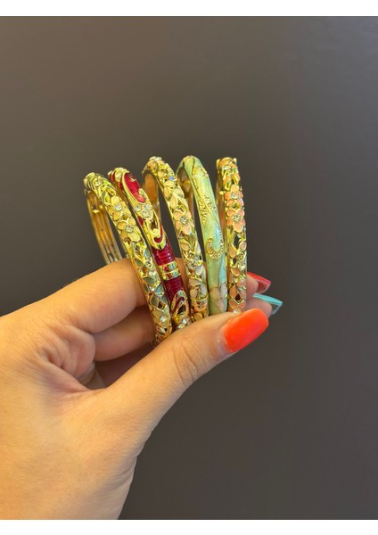 Mine Kaplama Çelik Çiçek Desenli Kadın Kelepçe Bileklik fiyatları