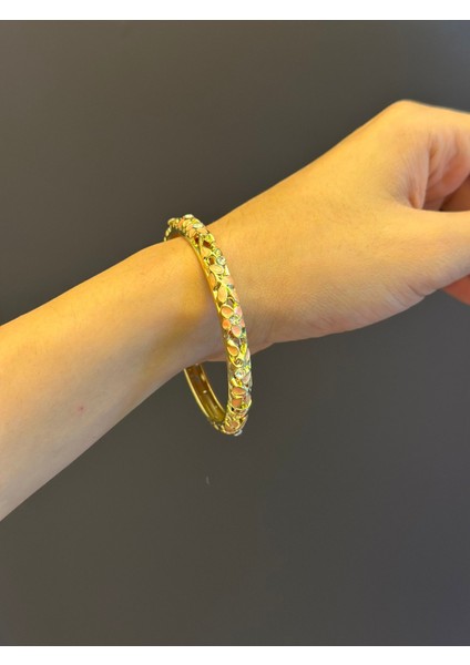 Mine Kaplama Çelik Çiçek Desenli Kadın Kelepçe Bileklik modelleri