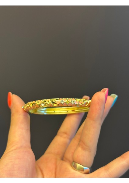 Mine Kaplama Çelik Çiçek Desenli Kadın Kelepçe Bileklik indirimleri