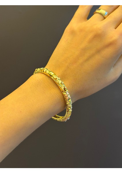 Mine Kaplama Çelik Çiçek Desenli Kadın Kelepçe Bileklik