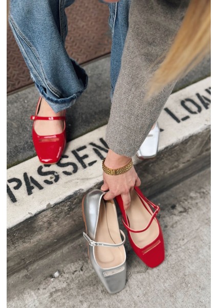 Lufora Mat Deri Toka Detaylı Gümüş Kadın Babet indirimleri