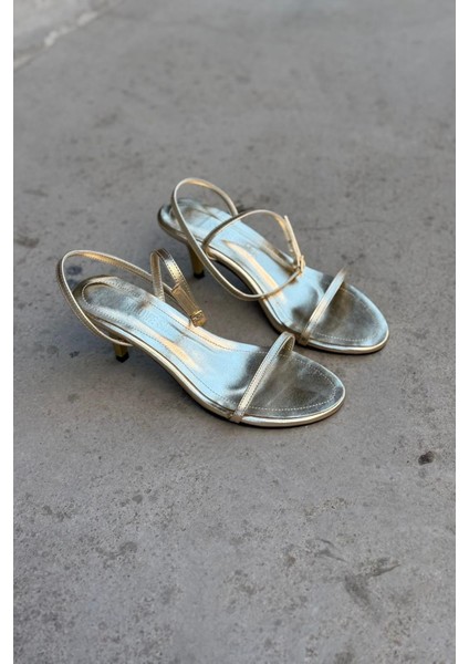 Colva Mat Deri Gold Tek Bant Topuklu Ayakkabı modelleri