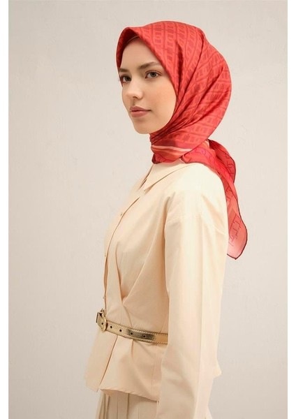 Desenli Saf Ipek Twill Eşarp 9301 04 modelleri