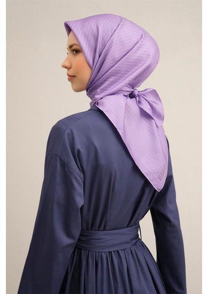 Desenli Saf Ipek Twill Eşarp 9348 05 modelleri