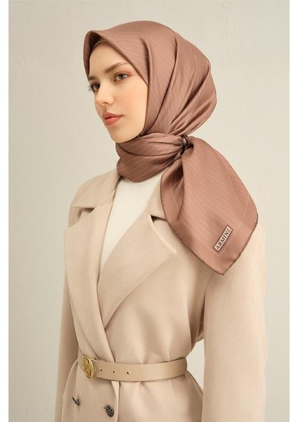 Desenli Saf Ipek Twill Eşarp 9348 36 fiyatları