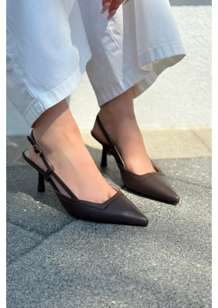 Dayrax Mat Deri Acıkahve Stiletto