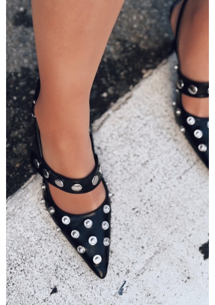 Selorin Mat Deri Zımba Detaylı Stiletto Siyah modelleri