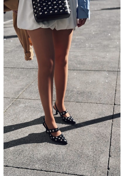 Selorin Mat Deri Zımba Detaylı Stiletto Siyah fırsatları