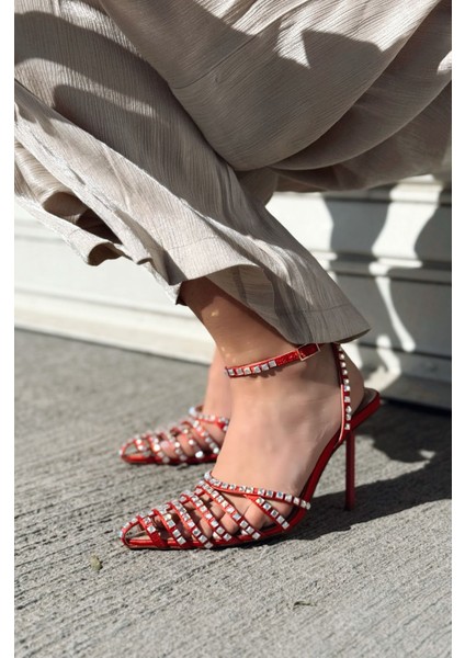 Penoria Mat Kırmızı Bant Detaylı Stiletto fırsatları