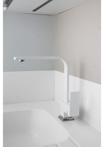 Beyaz Kare Mutfak Bataryası Kuğu Evye Bataryası Musluk Garanti modelleri