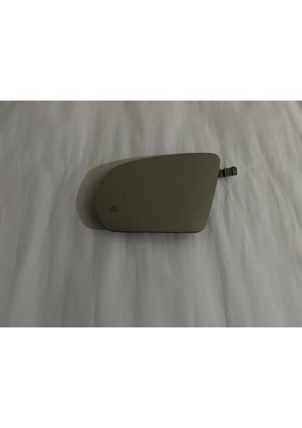 Mercedes W-205-222 2014- Model Sonrası Isıtmalı Sol Taraf Ayna Camı (Kör Nokta Sistem Yerli)