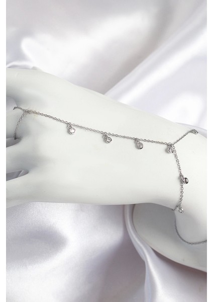 Pirinç Zirkon Taşlı Sallantılı Model Gümüş Renk Kadın Şahmeran