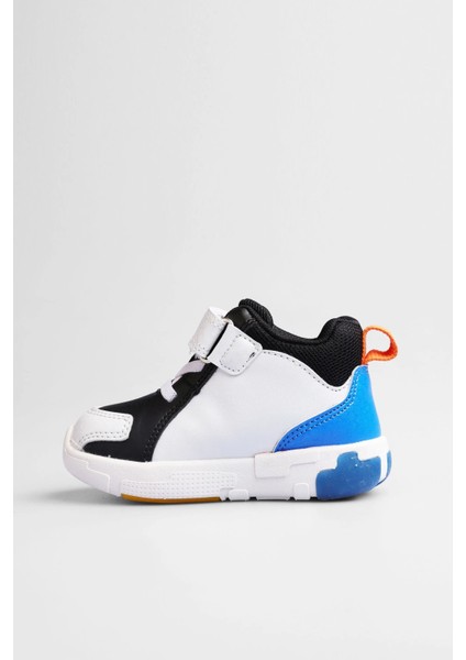 Rocky Hafif Erkek Bebek Işıklı Bot fiyatları