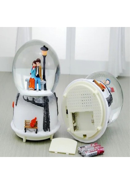 Kişiye Özel Aşıklar Işıklı Müzikli ve Püskürtmeli Kar Küresi indirimleri