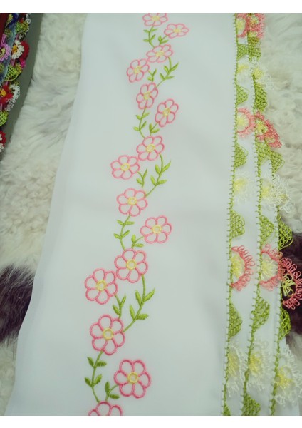 El Emeği Nakış Işlemeli Iğne Oyalı Namaz Örtüsü Çeyizlik Mevlit Başörtüsü Krep Kumaş 145X75 cm