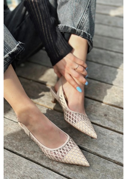 Talin Mat Deri File Detaylı Kısa Topuklu Stiletto Nude