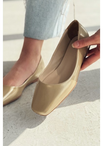 Canris Mat Gold Küt Burun Mary Jane Babet indirimleri