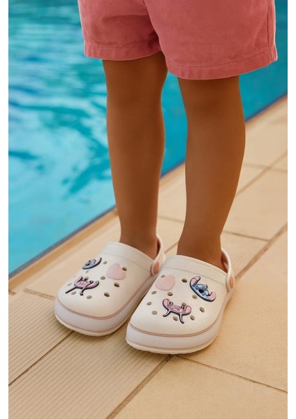 Kız Çocuk Lilo Stich Baskılı Işıklı Kaymaz Taban Havuz Plaj Terliği & Sandaleti fırsatları