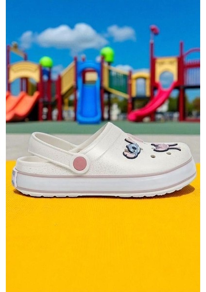 Kız Çocuk Lilo Stich Baskılı Işıklı Kaymaz Taban Havuz Plaj Terliği & Sandaleti indirimleri