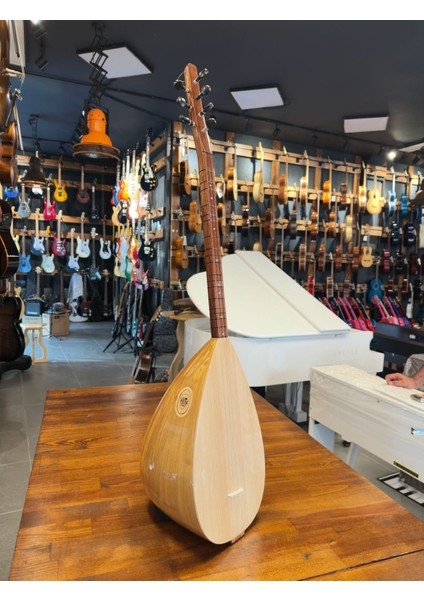 Kısa Sap Yarı Profesyonel Dut Bağlama 40 Tekne Jak Girişli