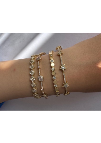 Yıldız Model Taşlı Altın Renginde Çelik Gold Bileklik modelleri