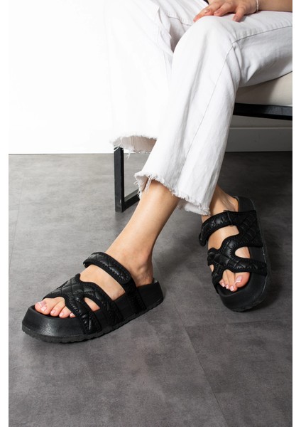 Kapitone Farmer Siyah Kadın Terlik – Ortopedik, Şık, Kaymaz Taban fiyatları