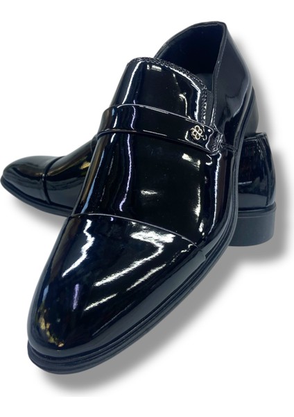 Erkek Özel Günler Günlük Kullanım Takım Elbise Altı Bağcıksız Rugan Klasik Ayakkabı fiyatları