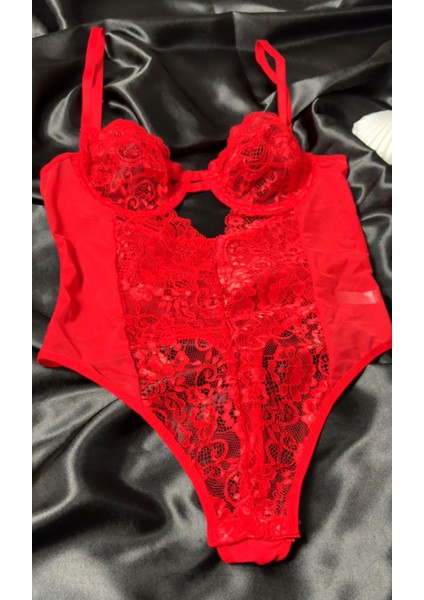 Kırmızı Bodysuit fırsatları