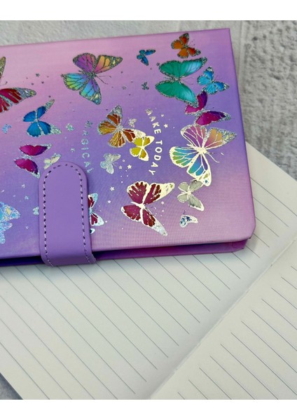 Kelebek Desenli Çizgili Sert Kapak Mıknatıslı Defter Lila modelleri