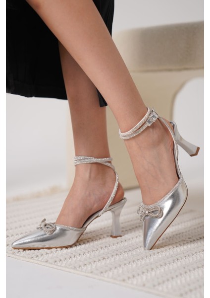 Irina Kadın Gümüş Taşlı Topuklu Ayakkabı