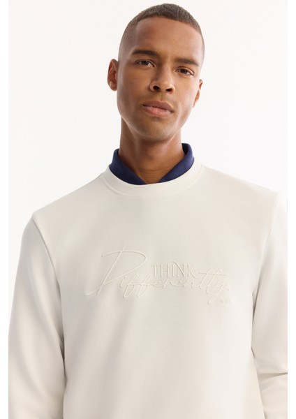 Erkek Ekru Bisiklet Yaka Pamuklu Bi-Stretch Baskılı Regular Fit Sweatshirt A52Y1264 fiyatları