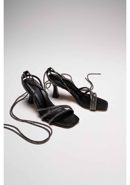 South Siyah Taşlı Kadın Topuklu Sandalet indirimleri