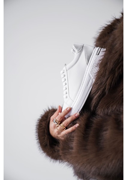 Vega Gümüş Detaylı Beyaz Kadın Spor Ayakkabı modelleri