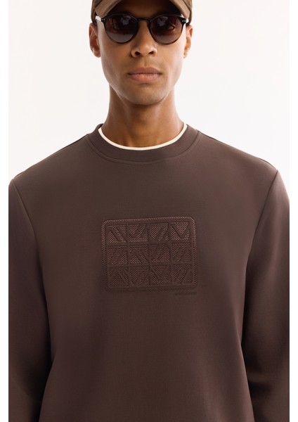 Erkek Kahve Bisiklet Yaka Pamuklu Bi-Stretch Baskılı Regular Fit Sweatshirt A52Y1289 modelleri