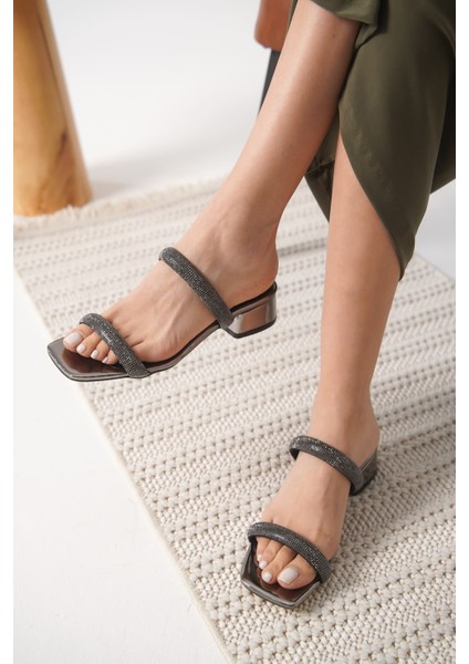 Stella Kalın Topuklu Platin Kadın Terlik indirimleri