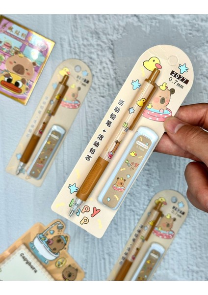Sevimli Capybara Desenli 0.7 mm Uçlu Versatil Kurşun Kalem Havuz