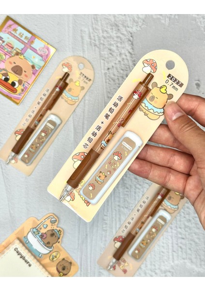 Sevimli Capybara Desenli 0.7 mm Uçlu Versatil Kurşun Kalem Tatil