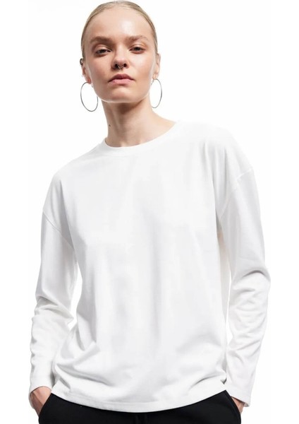 Uzun Kollu Bisiklet Yaka Ekru Kadın Sweatshirt 6WAL10112IK fiyatları