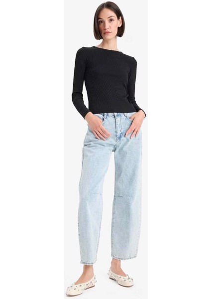 Slim Fit Dar Kesim Basic Düz Fitilli Kaşkorse Uzun Kollu Tişört E5767AX25AU fiyatları