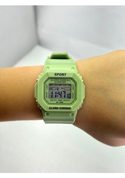 Alarmlı-Işıklı-Kronometreli-5 Atm Su Geçirmez-Hediyelik Çocuk Kol Saati