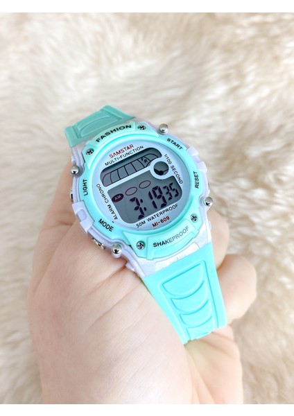 Alarmlı-Işıklı-Kronometreli-5 Atm Su Geçirmez-Hediyelik Çocuk Kol Saati fırsatları