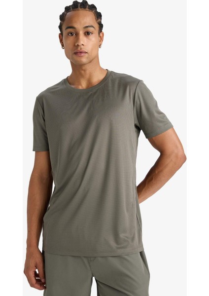 Fit Slim Fit Dar Kesim Bisiklet Yaka Çabuk Kuruyan Nefes Alabilen Esnek Kumaş Baskılı Sporcu Kısa Kollu Tişört E9318AX25AU indirimleri