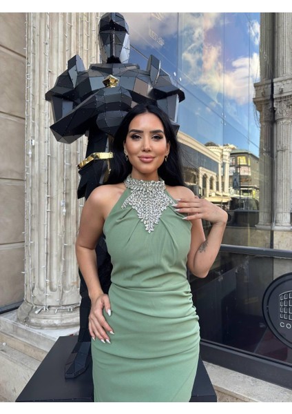 Pelica Taş Yaka Detaylı Abiye Elbise Su Yeşili fırsatları