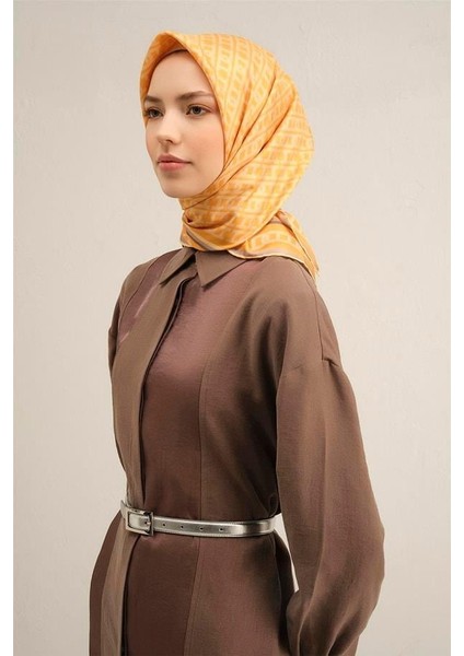 Desenli Saf Ipek Twill Eşarp 9301 38 modelleri