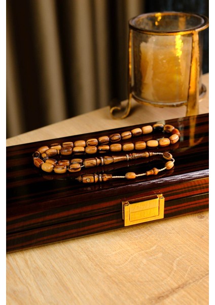 Master Mücahit Şener Otantik Oyma Serisi Kapsül Kesim Öd (Ud) Ağacı Tesbih indirimleri