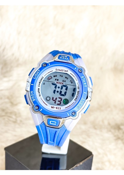 Alarmlı-Işıklı-Kronometreli-5 Atm Su Geçirmez-Hediyelik Çocuk Kol Saati fiyatları