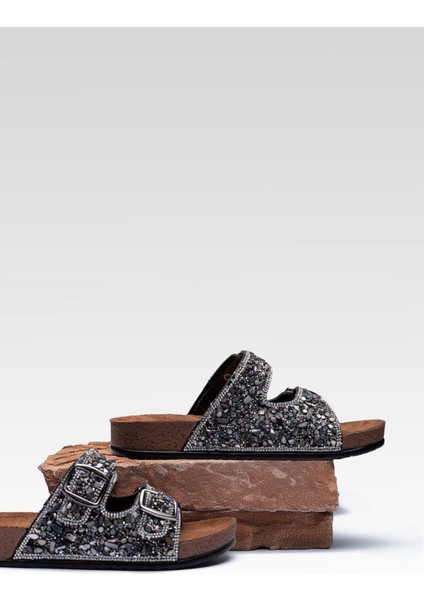 Taşlı Şık Tasarım Ortopedik Taban Kaliteli Terlik modelleri