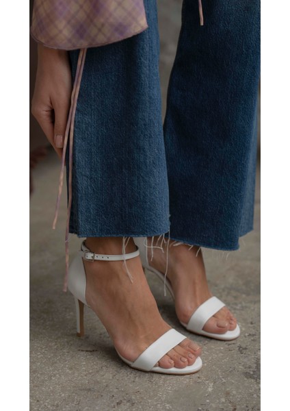 Yolette Beyaz Hakiki Deri Topuklu Ayakkabı fiyatları