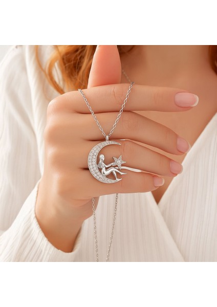 Işıklı Kutuda Ay Perisi Gümüş Kolye fiyatları