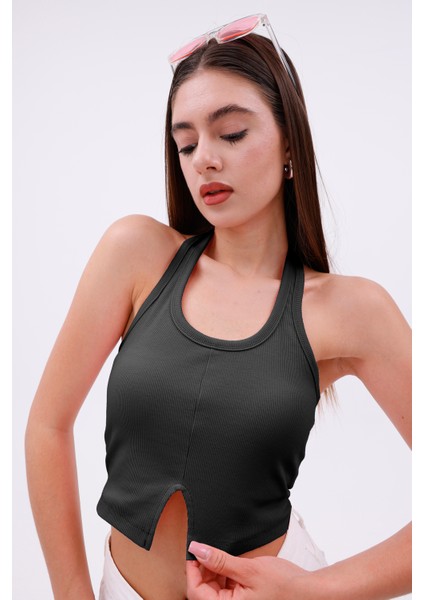 Dashed Halter Yaka Ön Yırtmaç Detaylı Kadın Crop Bluz, Sırt Dekolteli modelleri